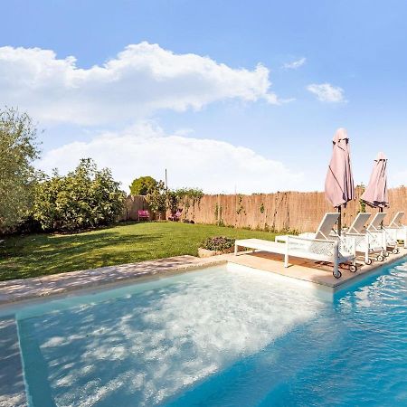 Lively Holiday Home In Fraga With Private Pool ภายนอก รูปภาพ